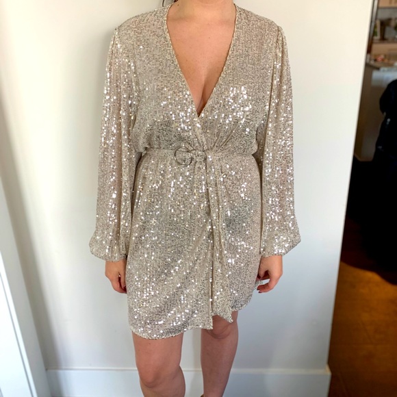 Judith March Balloon Sleeve Sequin Dress - Picture 3 of 4